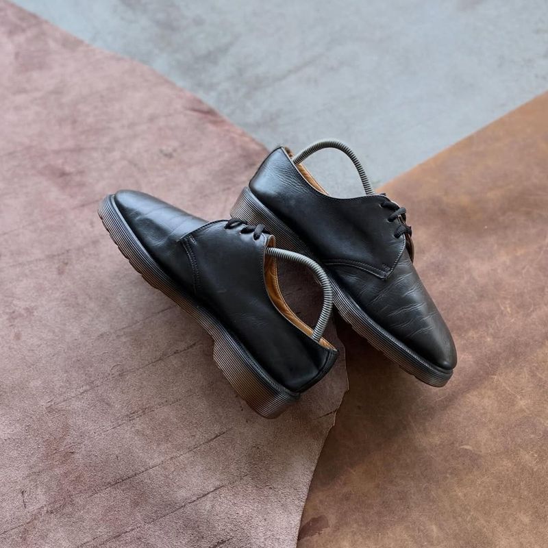 Docmart 1461 low black smooth MIE, foto 2