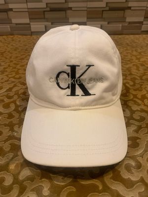 Calvin Klein cap big logo likenew