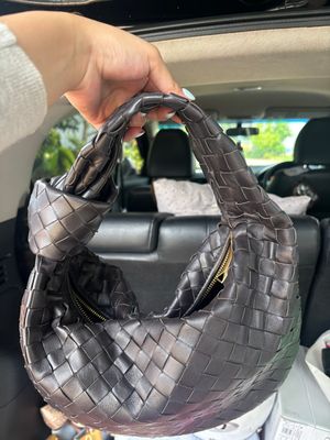 Bottega venetta bag size teen