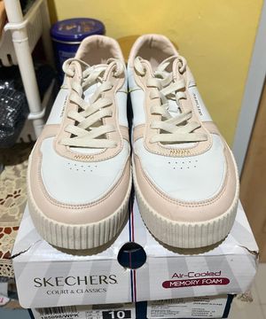 Sepatu Sneakers Pink Wanita