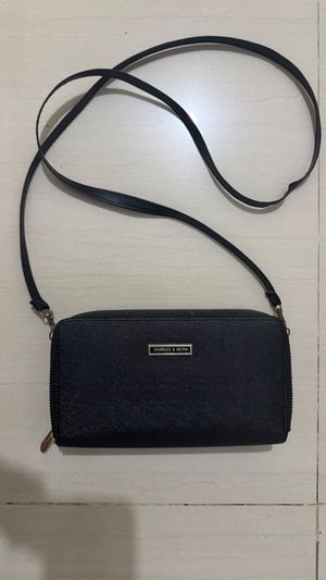 charles & keith wallet on chain