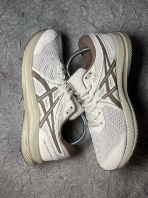 Asics Gel Contend 7 Size 42