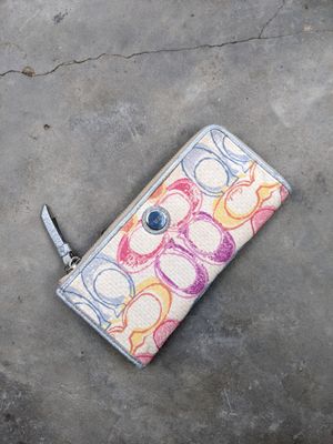 Signature COACH Poppy Dream Multi - Color Clutch Wallet