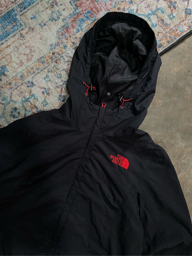 The North Face Gorpcore Puffer jacket Pria black red, foto 3