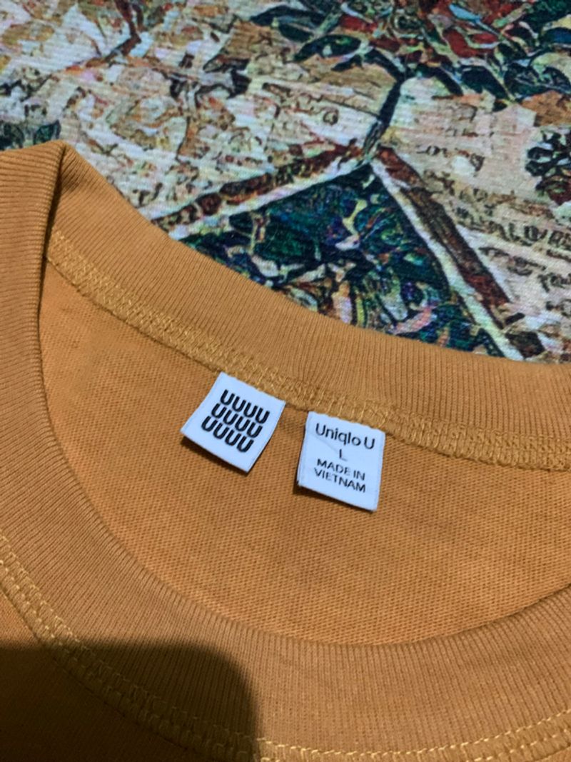 Tshirt Uniqlo U Mustard, foto 2