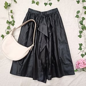 Jean Claude Debluca Paris – Rok Hitam Glossy Midi Gothic