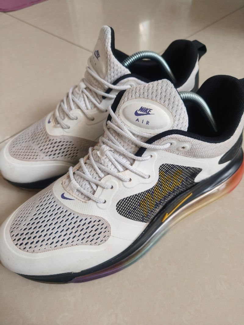 Sepatu Nike Airmax 720 size 44, foto 2