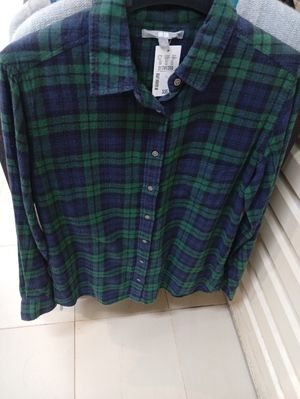Kemeja flanel uniqlo