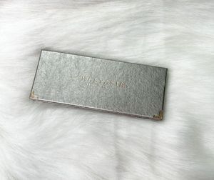 Avant Garde Wallet Wanita multicolor