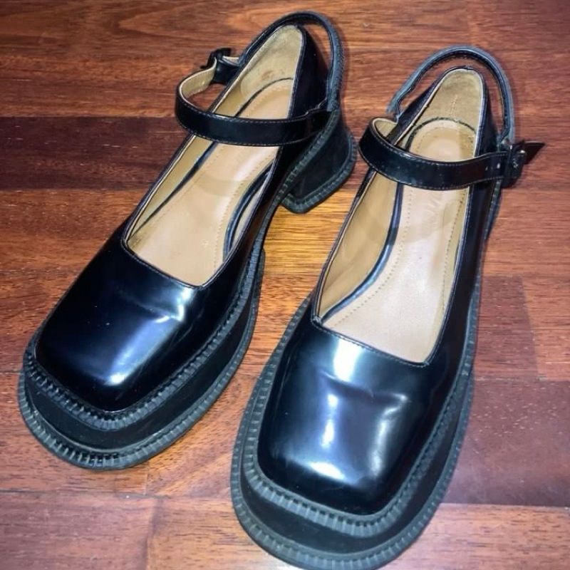 shushu/tong black leather buckle platform pumps, foto 4