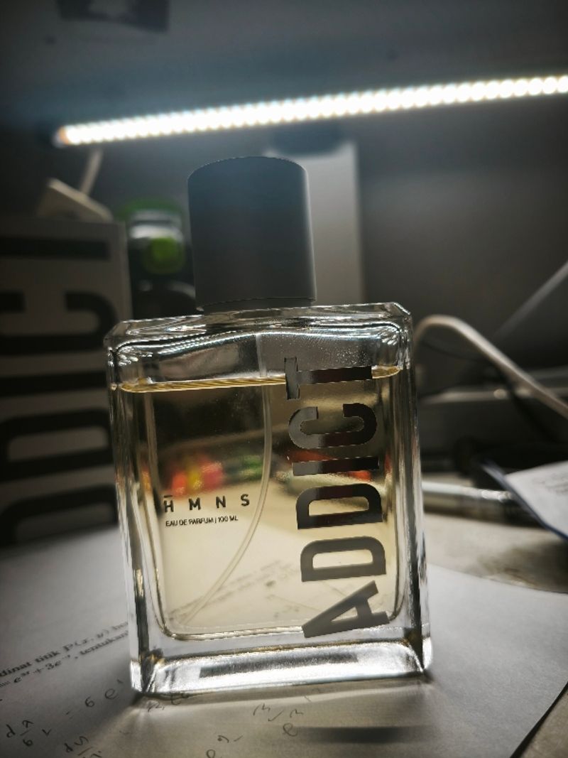 HMNS - ADDICT, foto 2