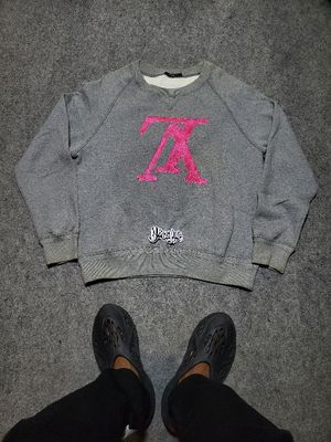 LV SWEATERS LOGO PINK