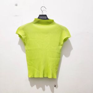 ISSEY MIYAKE Light Green Pleats High Neck Short Sleeve Top