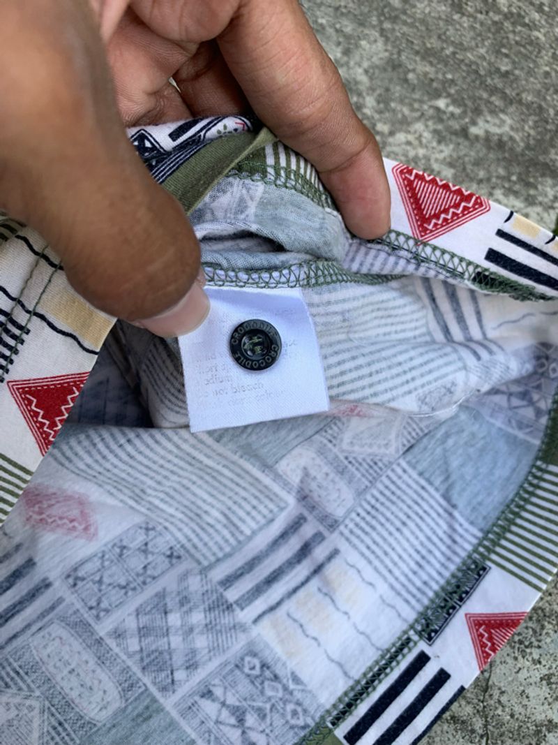 Polo Crocodile Abstrak, foto 4