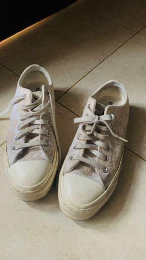 Converse women
