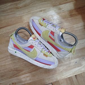 Nike Casual Sneakers Wanita multicolor white