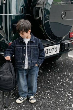 Big pocket denim Jacket FROM . I kids