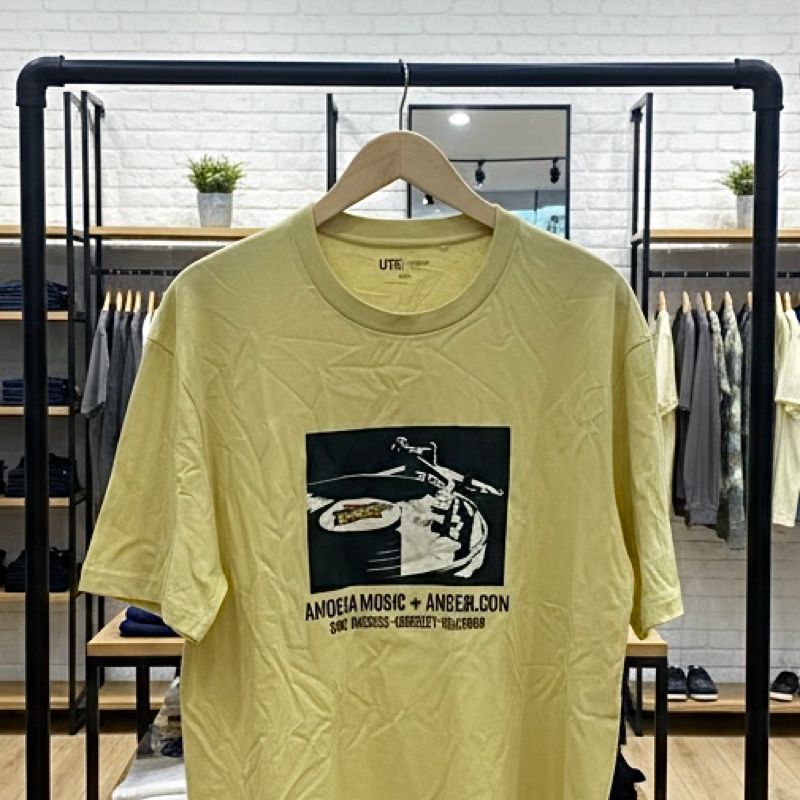 Uniqlo x The World Records Store Printed Tee, foto 2