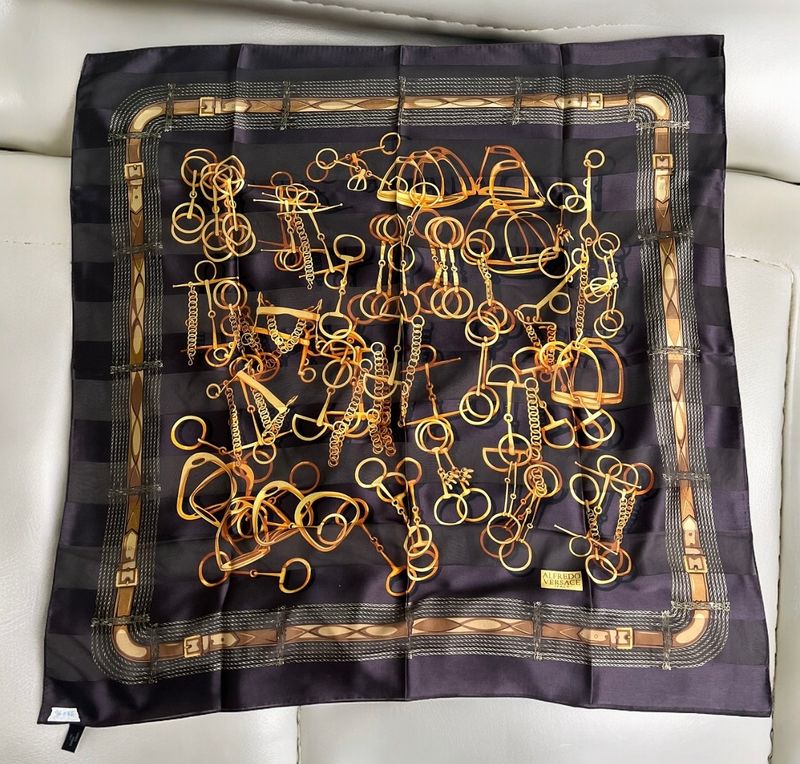 Versace Luxury Scarf Wanita multicolor, foto 2