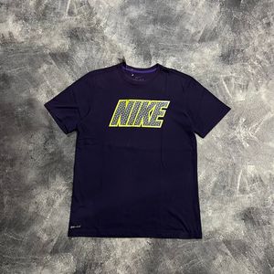 Kaos Nike