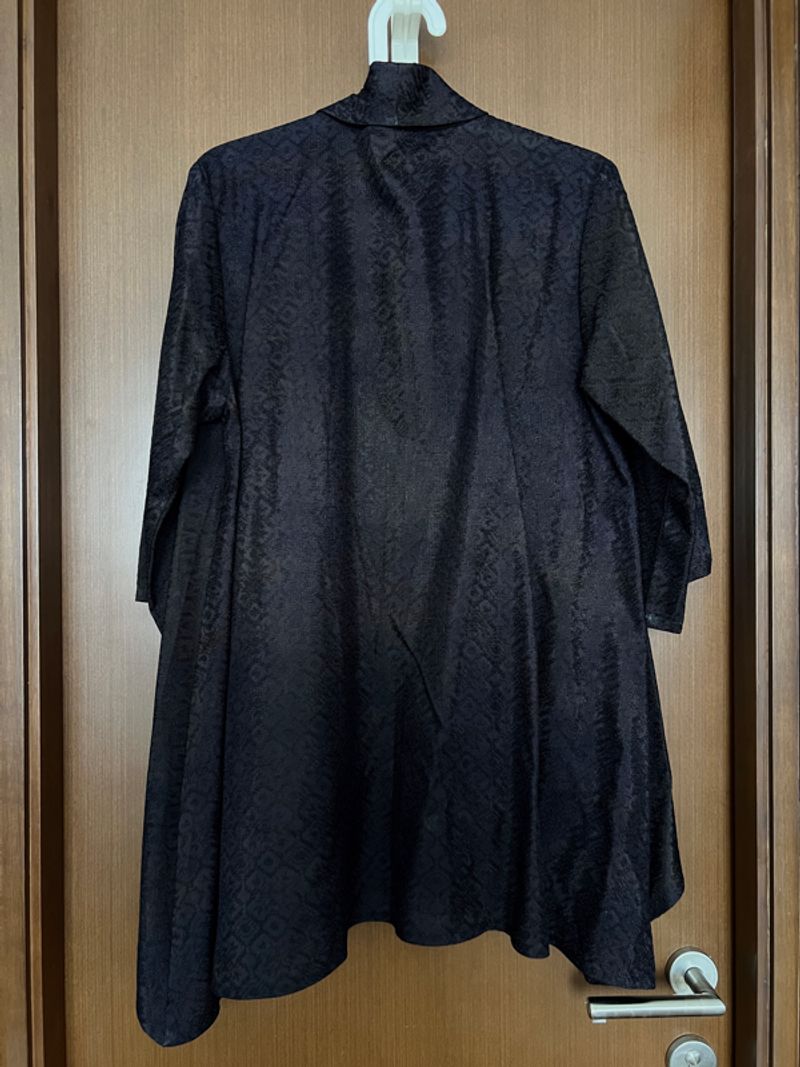 House Of Kain Outerwear Black batik pattern texture, foto 2