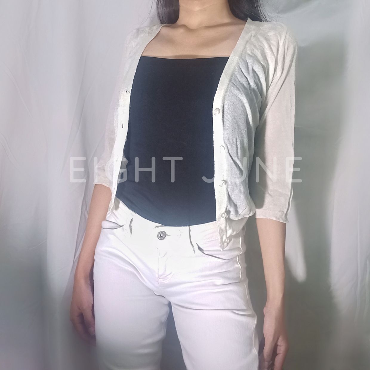 Crop white cardigan LD/P : 84/45