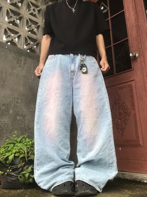 baggy jeans