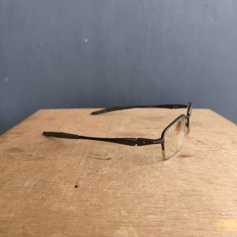 Kacamata Oakley, foto 2