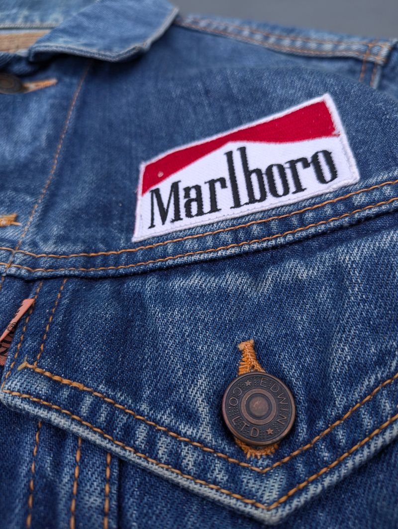 VINTAGE EDWIN DENIM TRUCKER JACKET MARLBORO, foto 4