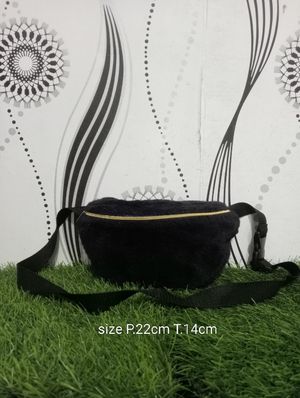 Tas pinggang wanita/waistbag wanita bulu