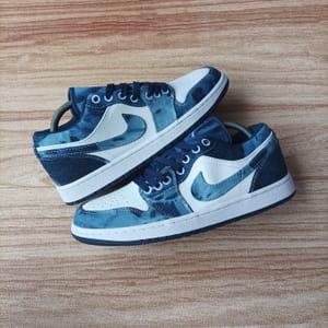 Nike Air Jordan Luxury Casual Sneakers Pria white blue