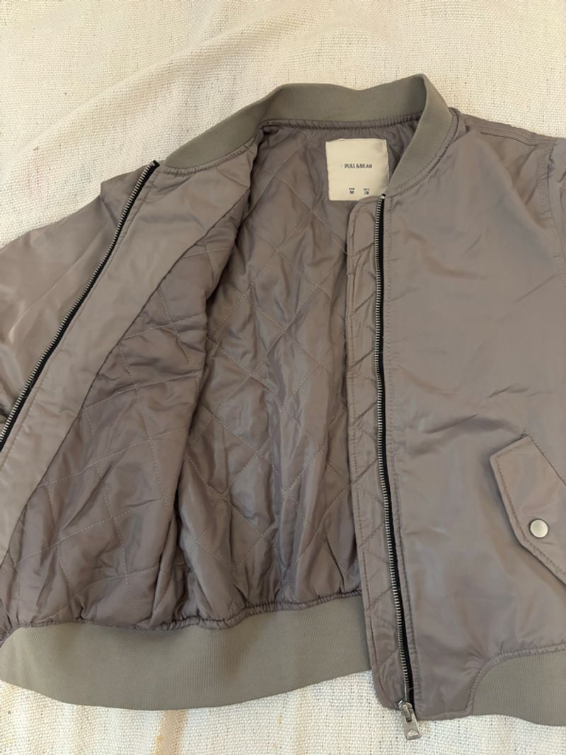 Bomber Jacket Pull&Bear Grey, foto 3