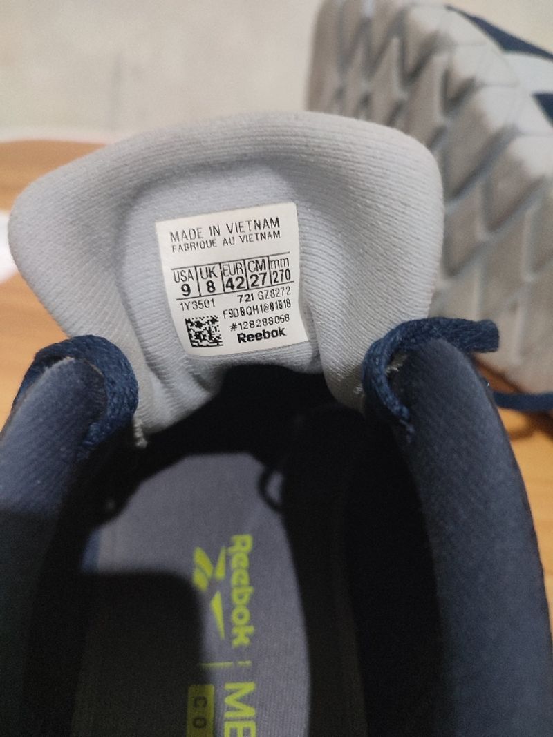 Sepatu Pria Reebok Navy EU 42/27 cm, foto 3