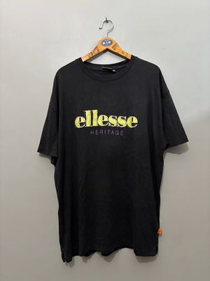 Kaos Ellesse