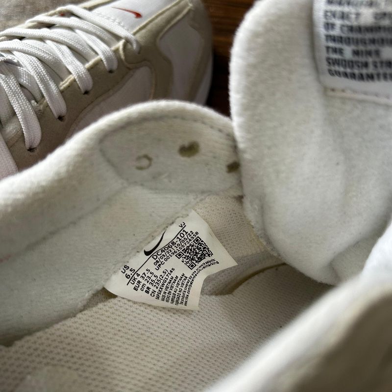Nike Air Max Dawn "Light Bone Picante Red", foto 6