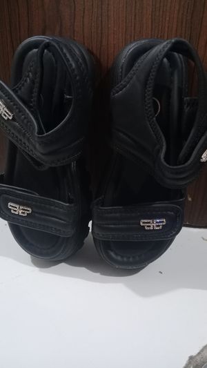 GIUZURRO SANDAL WANITA - hitam