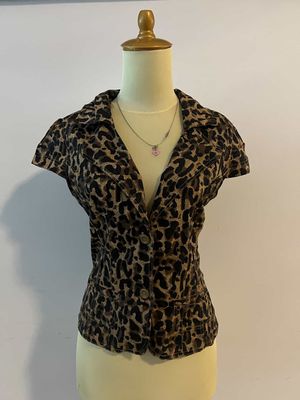 leopard shirt