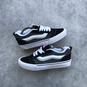 Vans KNU