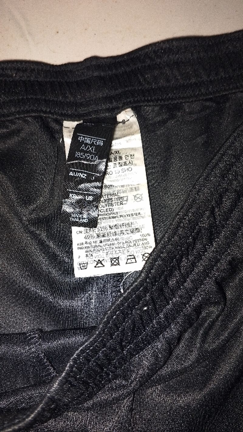 Celana pendek Adidas mulus size XL, foto 4