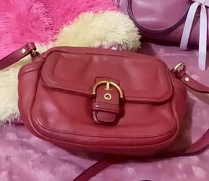 Sling bag red coach vintage ✨