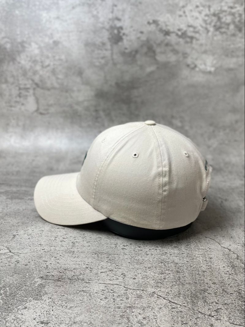 Topi Simple Unstructured Cap Daily Universe U’ Logo Beige Ad, foto 3
