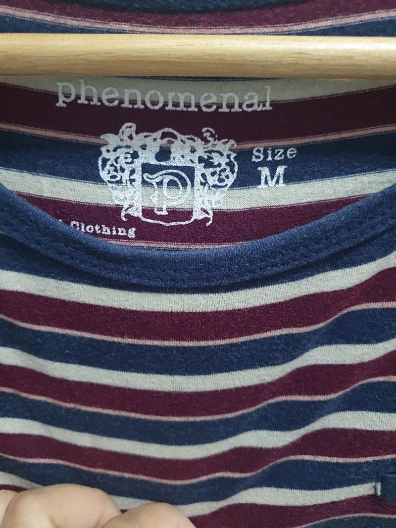 Kaos Phenomenal  Wanita, foto 2