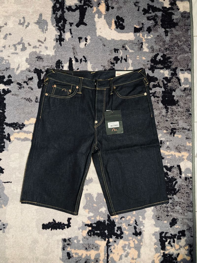 Evisu BNWT jorts, foto 2