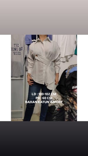 Casual Blouse Wanita white