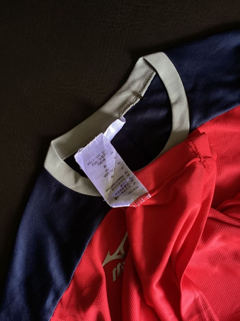 Jersey T-shirt Mizuno Red black basic logo, foto 3
