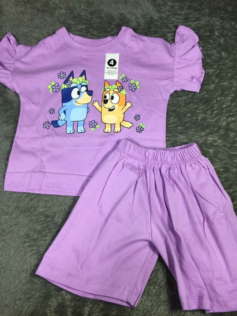 Setelan Blus Lengan Remple Pendek dan Celana Pendek, foto 4