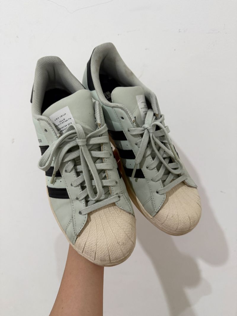 Adidas Superstar x Star Wars Mandalorian, foto 3