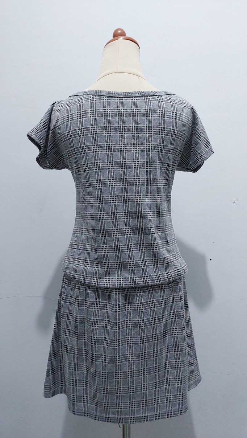 Dress abu kotak, foto 4