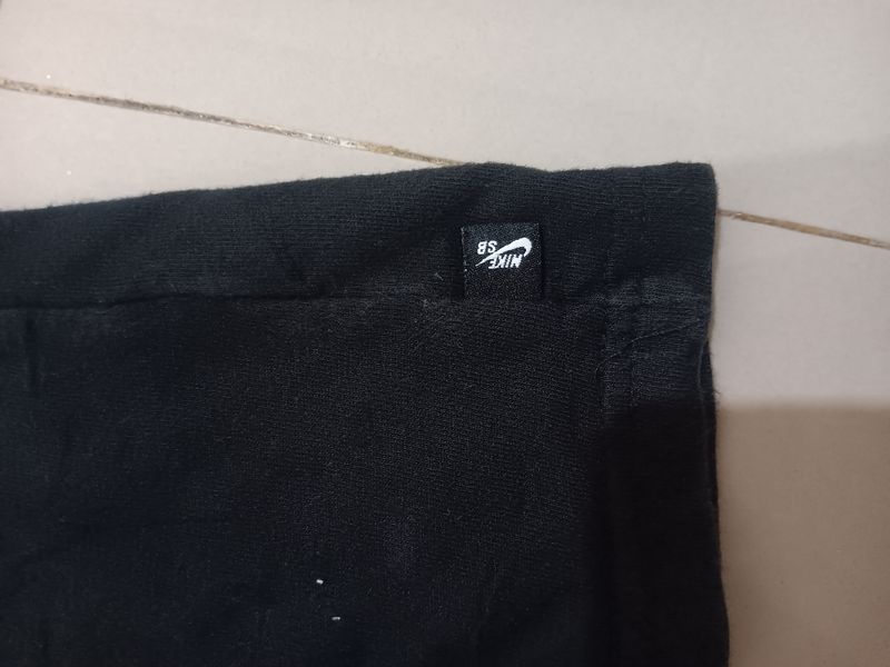 The nike tee internasional sb, foto 2