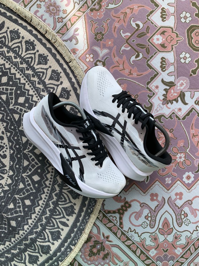 Asics Magic Speed 4 White Black, foto 2